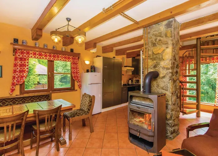 3 Bedroom Cozy In