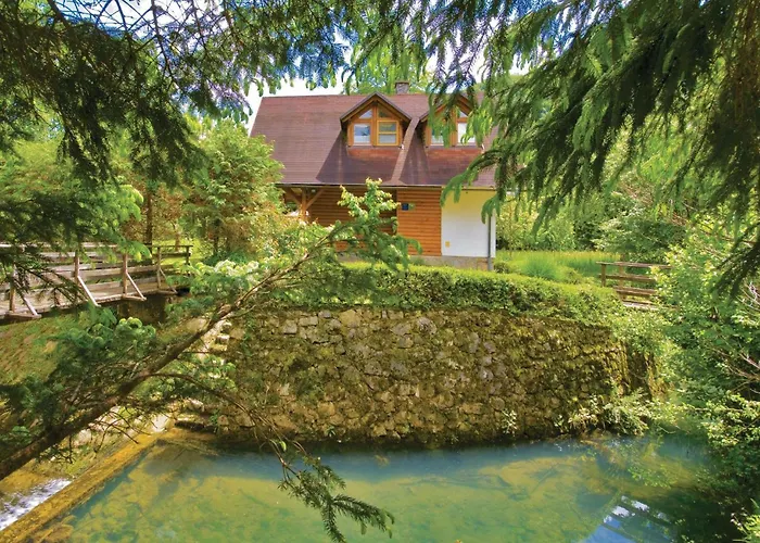 3 Bedroom Cozy In