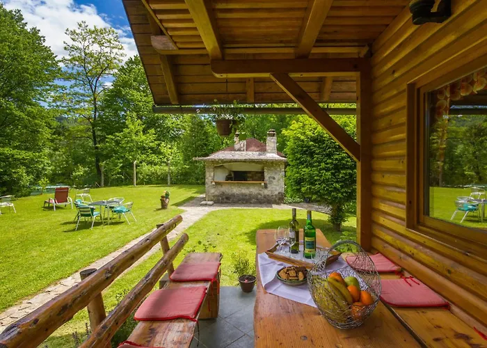 3 Bedroom Cozy In *
