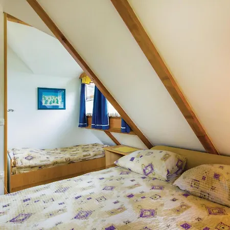 度假居 3 Bedroom Cozy In Blazevci