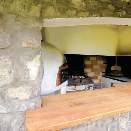 3 Bedroom Cozy In * Blazevci